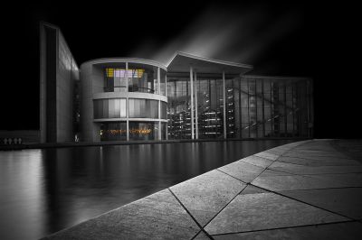 Bundestag / Architektur  Fotografie von Fotograf Jonas Rediske | STRKNG