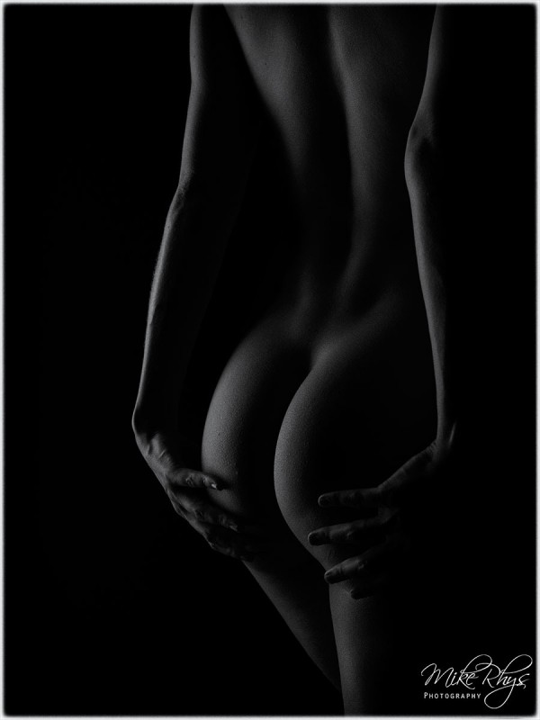 Illusions - &copy; Mike Rhys | Nude