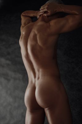 *Rücken* / Nude  Fotografie von Fotografin Tatjana Dietrich | STRKNG