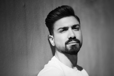 Gökhan / Portrait  Fotografie von Fotograf Mark Huesken ★4 | STRKNG