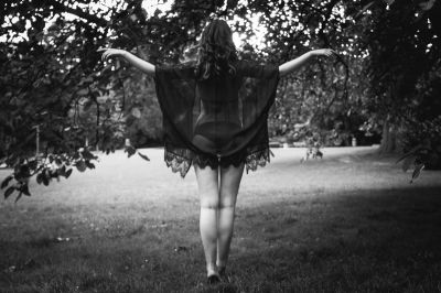 Park Side Hippie / Mood  photography by Photographer MOJOGRAFIE | STRKNG