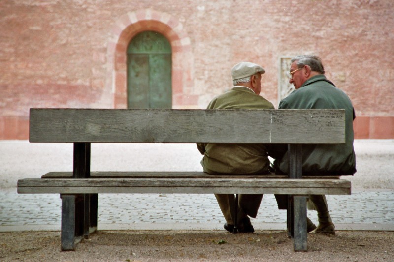 intimate togetherness - Speyer Cathedral (Analogue) - &copy; Markus-N | Street