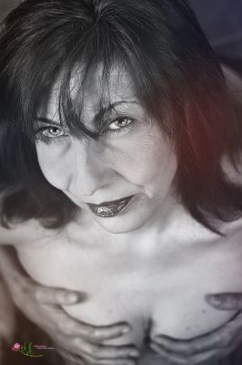 Die Freiheit des Lebens. / Nude  Fotografie von Fotograf Holger Reissner | STRKNG