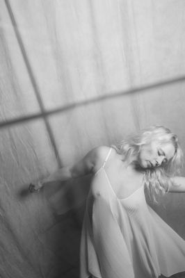 Der Schatten / Mood  photography by Photographer Marcus Schmidt ★5 | STRKNG