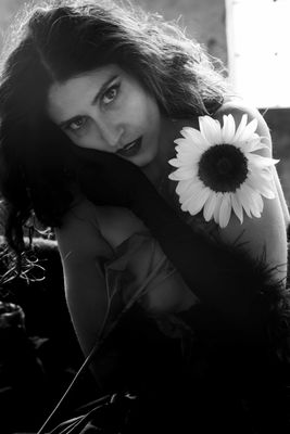 Sunflower / Menschen  Fotografie von Fotograf Marcus Schmidt ★5 | STRKNG