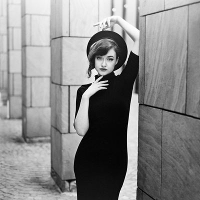 Elegance in Time / Portrait  Fotografie von Fotograf Max Sammet ★5 | STRKNG