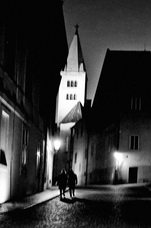 Night Scene - &copy; Fritz Naef | Street