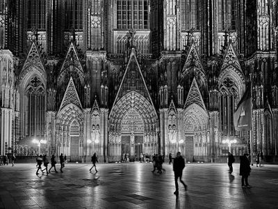 Dom Köln / Schwarz-weiss  Fotografie von Fotograf Joachim Dudek ★1 | STRKNG