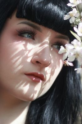 Shadows of Spring / Portrait  photography by Photographer yume no yukari photography ★1 | STRKNG