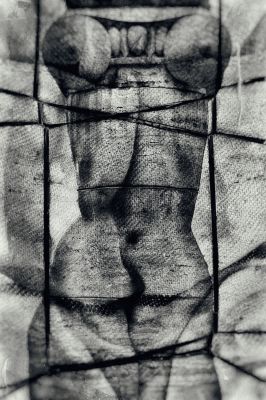 i'm your venus / Creative edit  photography by Photographer achim brandt ★4 | STRKNG