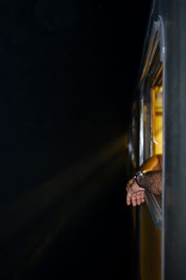 Tunnelblick / Menschen  Fotografie von Fotograf Cris Dollhopff | STRKNG