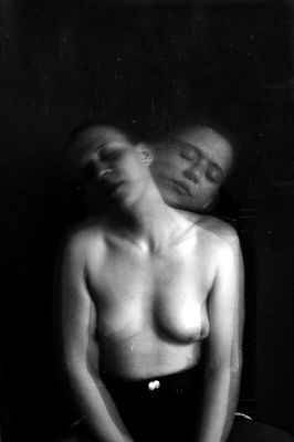 fading away / Black and White  photography by Photographer gxlgentxnz ★8 | STRKNG