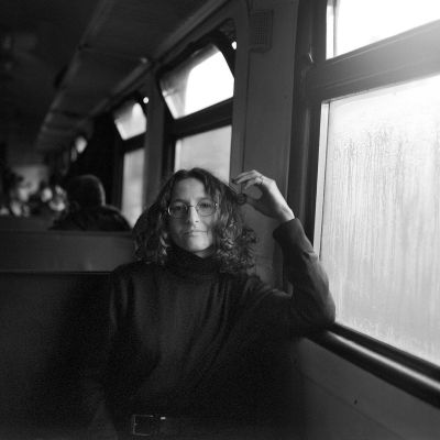 Kseniya on the road (October 2018) / Portrait  photography by Photographer Natasha Buzina | STRKNG