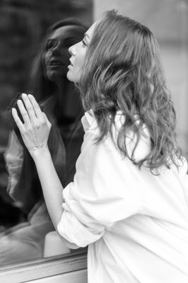 mind and mirror / Portrait  photography by Photographer Andy Mock | STRKNG