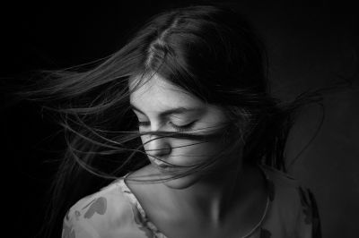 Romina / Portrait  photography by Photographer Mehdi Mokhtari ★11 | STRKNG