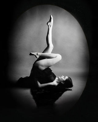 Tara / Schwarz-weiss  Fotografie von Fotograf Mehdi Mokhtari ★14 | STRKNG