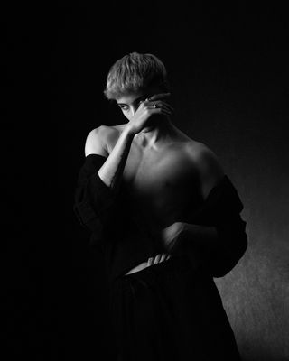 Amir / Schwarz-weiss  Fotografie von Fotograf Mehdi Mokhtari ★15 | STRKNG