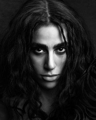 Zahra / Portrait  photography by Photographer Mehdi Mokhtari ★14 | STRKNG