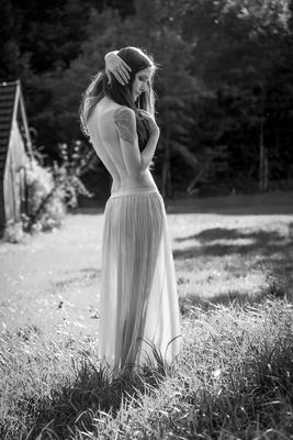 Nature / Nude  Fotografie von Fotograf Johann Müller ★3 | STRKNG