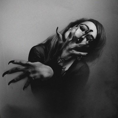 from seriess 'The Soul In Monochrome' / Portrait  Fotografie von Fotografin MWeiss ★2 | STRKNG