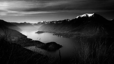 Como Lake / Landscapes  photography by Photographer Andrea Arosio | STRKNG
