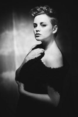 back to Hollywood / Portrait  photography by Photographer Dennis Süßmuth ★3 | STRKNG