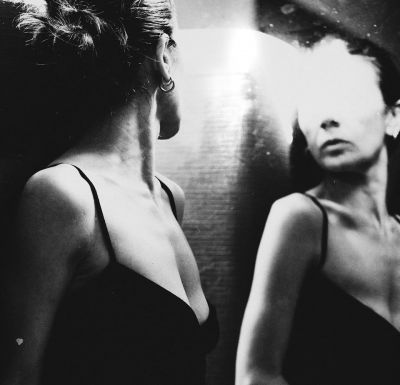 Lost memories / Schwarz-weiss  Fotografie von Fotografin Annalisa De Luca ★11 | STRKNG