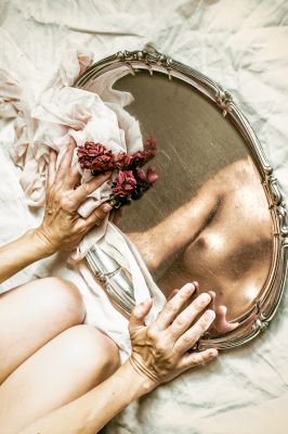 Narciso / Fine Art  photography by Photographer Annalisa De Luca ★9 | STRKNG