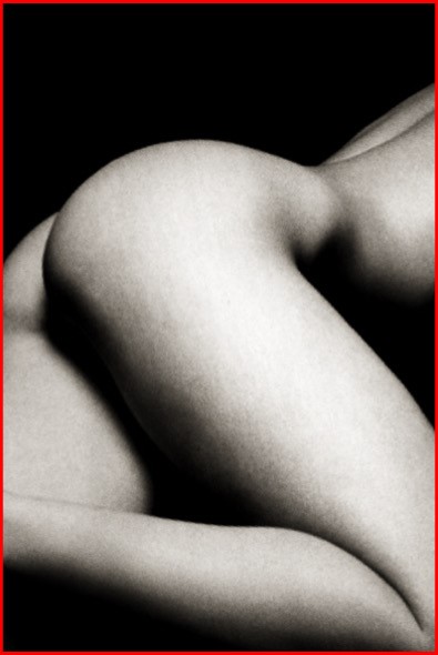 W T F - &copy; Holger Orf | Nude