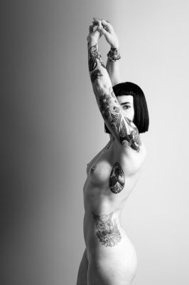 Nude  Fotografie von Fotograf Emiliano Picciolo ★2 | STRKNG