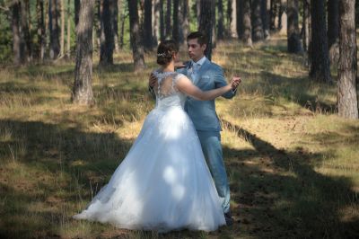 Baumtanz / Hochzeit  Fotografie von Fotograf Andreas Ebner ★2 | STRKNG