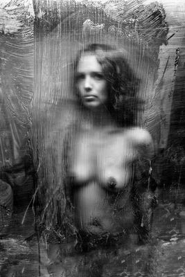 Mina / Portrait  Fotografie von Fotograf Martial Rossignol ★8 | STRKNG