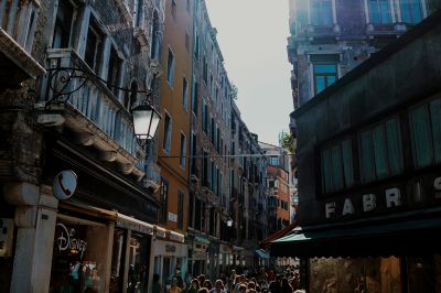 alley / Street  Fotografie von Fotograf Marcus Richter | STRKNG