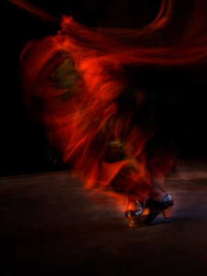 Lucia Pinona / Performance  photography by Photographer surman christophe ★1 | STRKNG