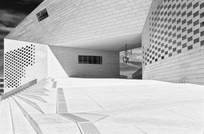 La MECA Bordeaux / Schwarz-weiss  Fotografie von Fotograf surman christophe ★1 | STRKNG