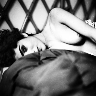 hole / Nude  Fotografie von Fotografin Marco Mancini | STRKNG