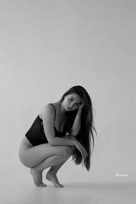 Avreliee #2 / Portrait  photography by Photographer Kai ★1 | STRKNG