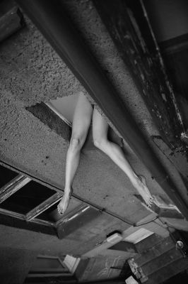 Rear Window / Nude  Fotografie von Model Mya_b_ ★9 | STRKNG
