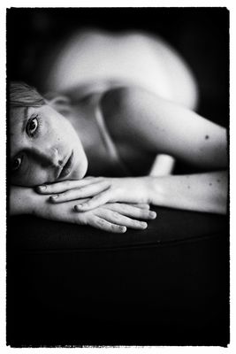 Hello / Portrait  photography by Photographer the model photograph ★6 | STRKNG