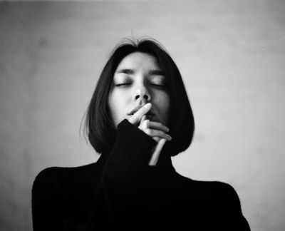 Irina / Portrait  Fotografie von Fotograf Jürgen Neitsch ★10 | STRKNG