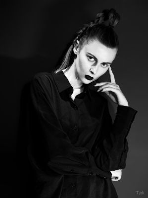 5 / Mode / Beauty  Fotografie von Model May ★5 | STRKNG