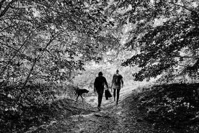 Der Spaziergang / Schwarz-weiss  Fotografie von Fotograf Heiko Westphalen ★3 | STRKNG