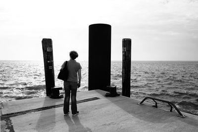 Gegenwind an der Nordsee / Black and White  photography by Photographer Heiko Westphalen ★3 | STRKNG