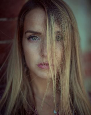 Federica, a portrait / Portrait  photography by Photographer Fabio Darò ★1 | STRKNG