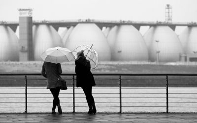 Well protected? II / Street  Fotografie von Fotograf MEBOE photography | STRKNG