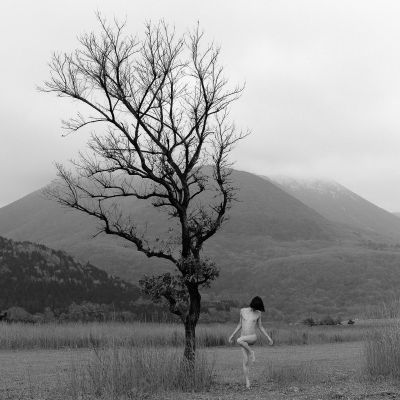 tree two / Nude  photography by Model rawfish ★7 | STRKNG