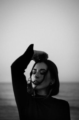 .. with Estelle / Portrait  photography by Photographer Sebastian Niebius ★4 | STRKNG