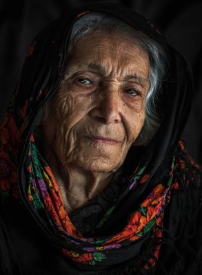 Patient mom / Portrait  Fotografie von Fotograf Mehdi Zavvar ★1 | STRKNG