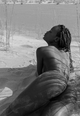 Cloe / Nude  photography by Photographer Cathy Raynaud ★6 | STRKNG