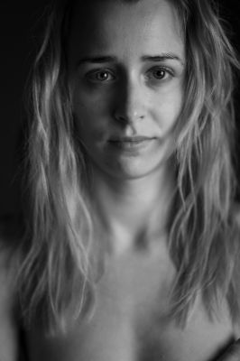 Where is the focus? / Portrait  Fotografie von Fotograf Moritz Herrmann | STRKNG